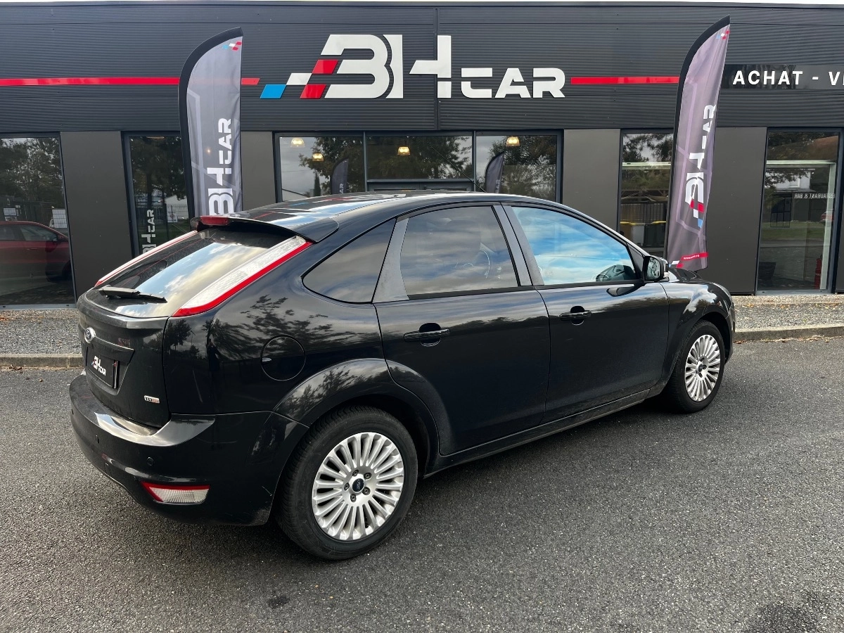 Ford Focus - photo 2
