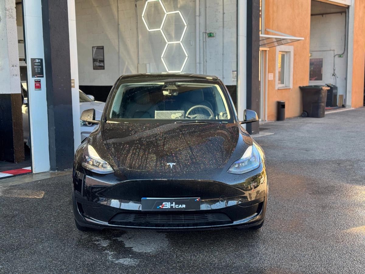Aperçu indisponible de Tesla Model-y