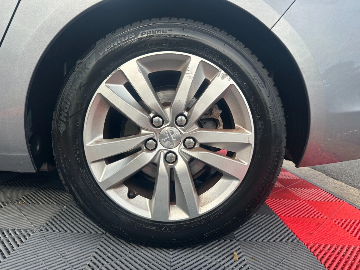 Peugeot 308 - photo 31