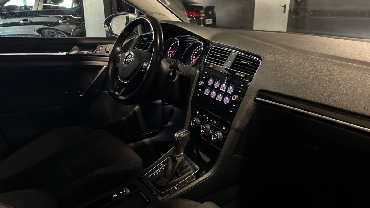 Volkswagen Golf - photo 25
