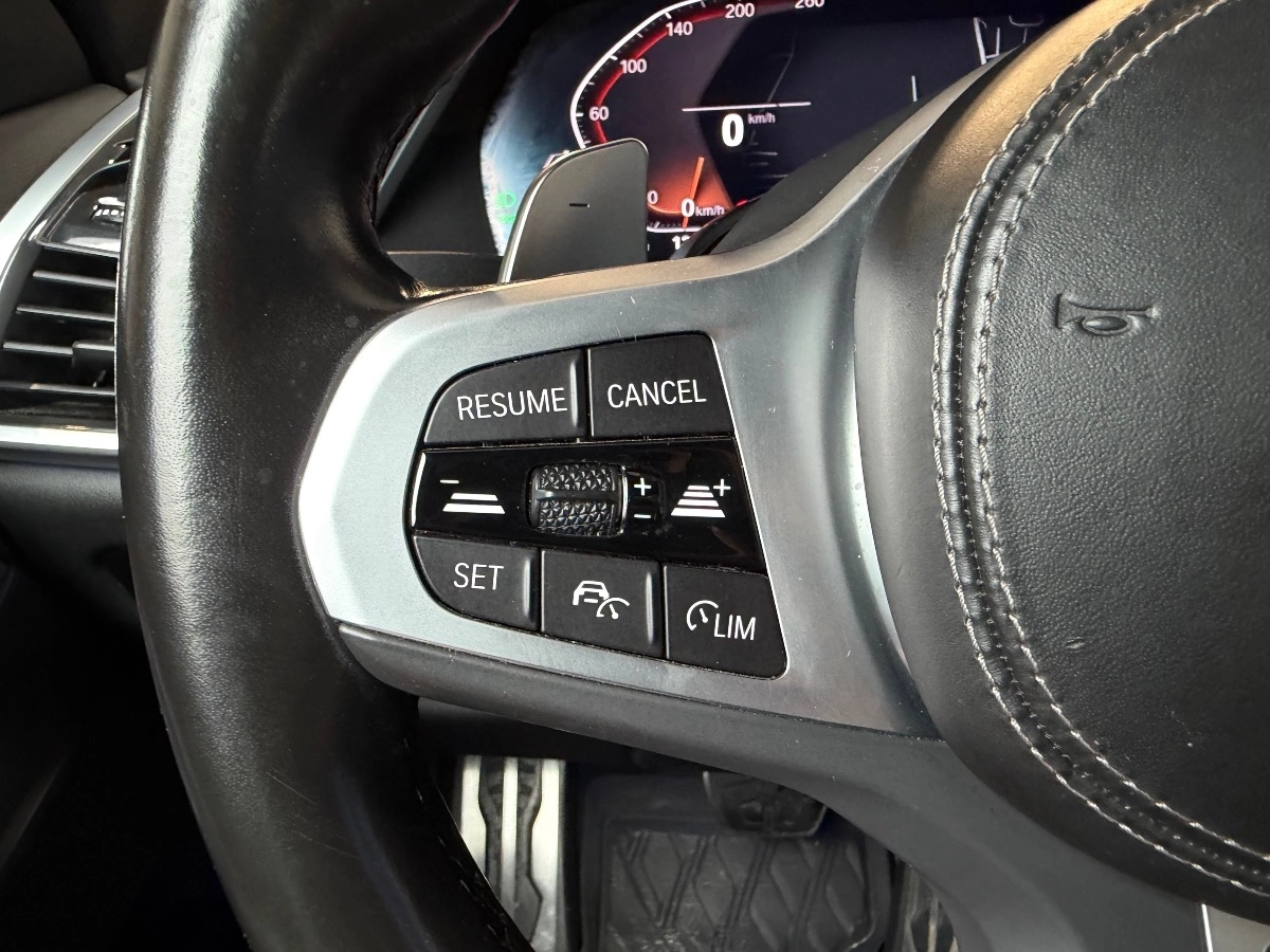 Bmw X6 - photo 34