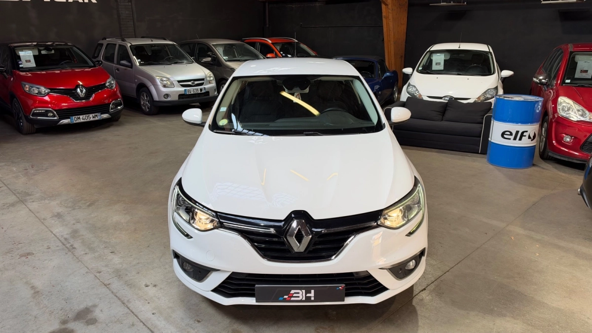 Renault Megane - photo 10