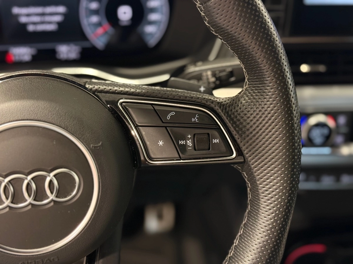 Audi A4 - photo 18