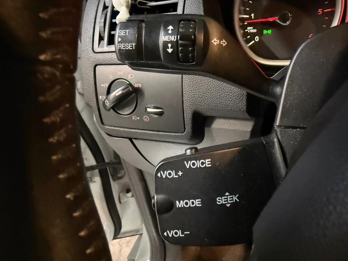Ford Kuga - photo 24