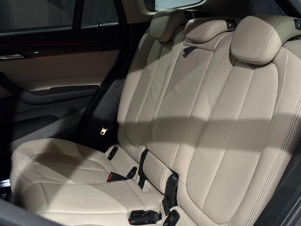 Bmw X1 - photo 28