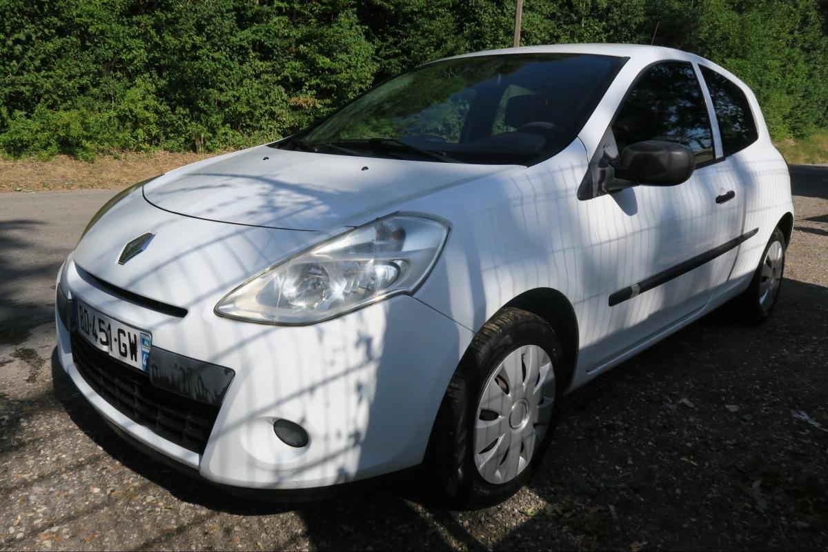 RENAULT Clio