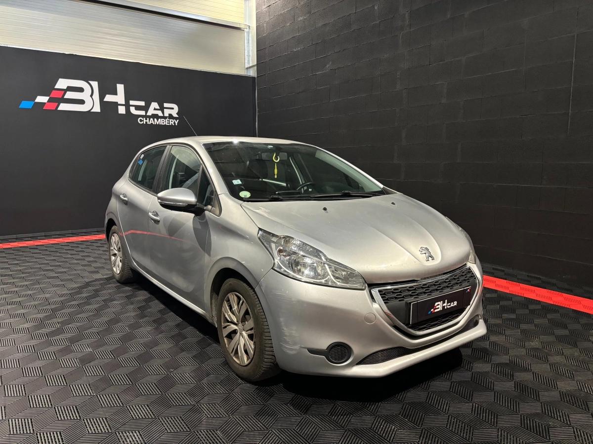 Image: Peugeot 208 GENERATION-I 1.4 HDI 70 ACTIVE