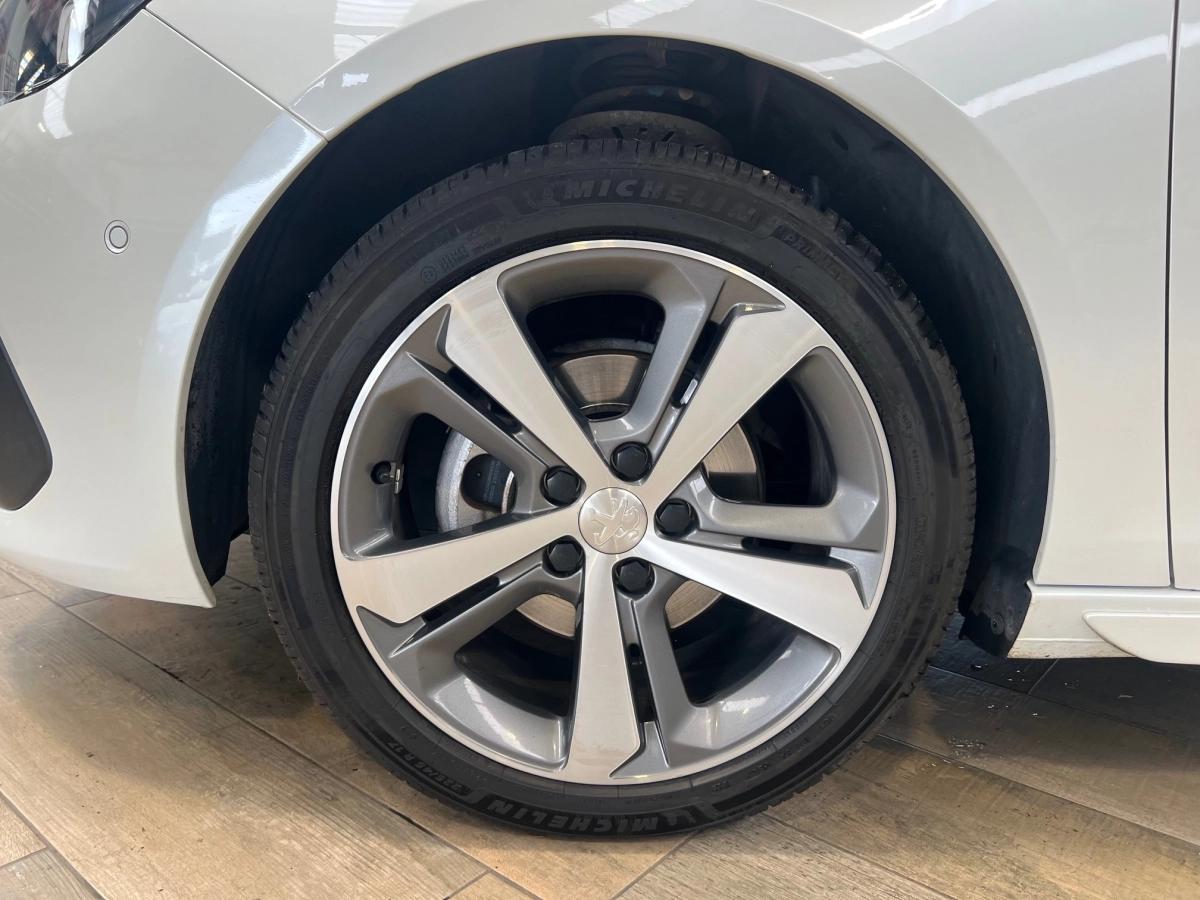 Peugeot 308 GENERATION-II 1.2 PURETECH 130 GT LINE START-STOP