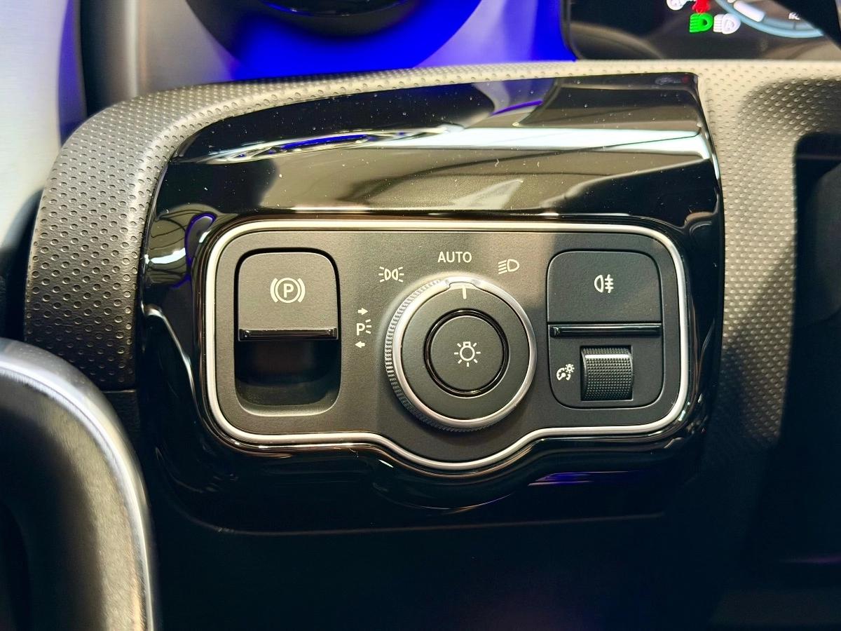 Mercedes Classe Cla COUPE 2.0 35 305 AMG 4MATIC 7G-DCT SPEEDSHIFT BVA