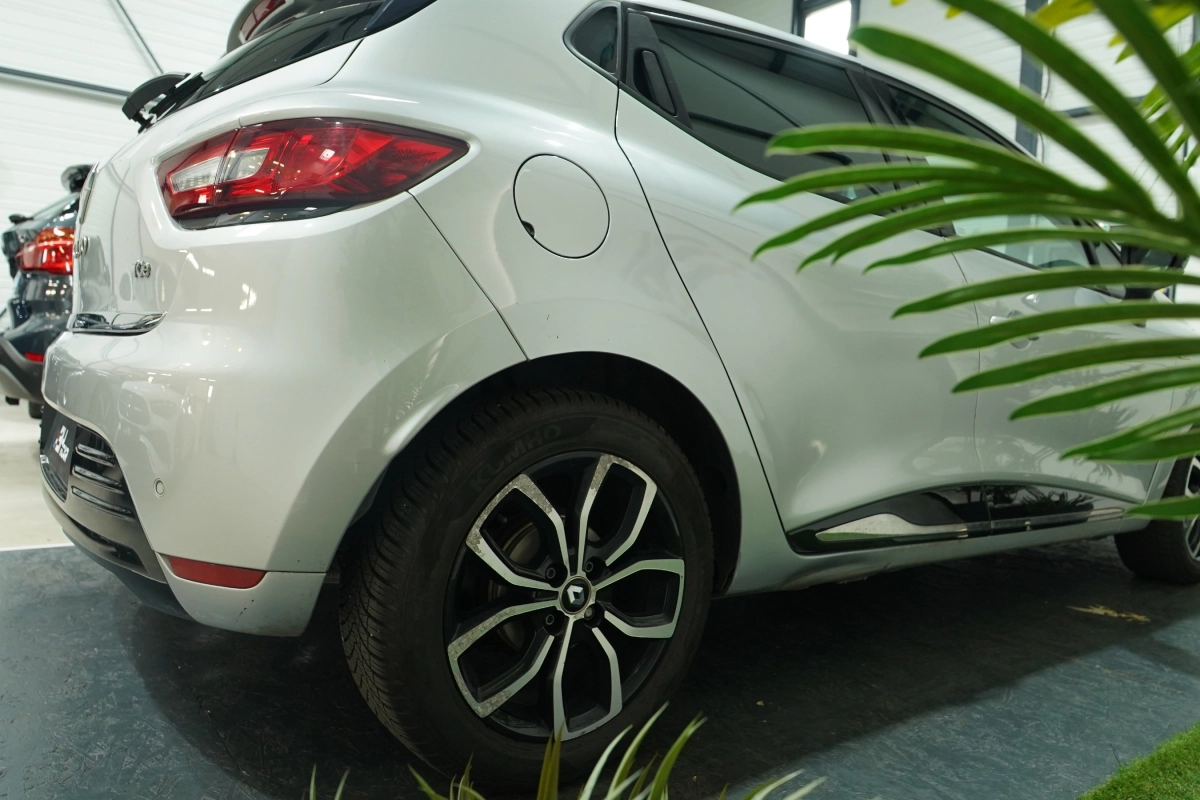 Renault Clio - photo 8