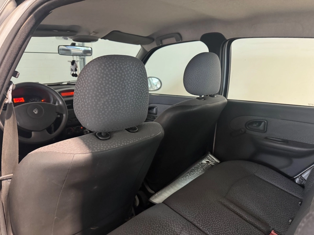 Renault Clio - photo 12