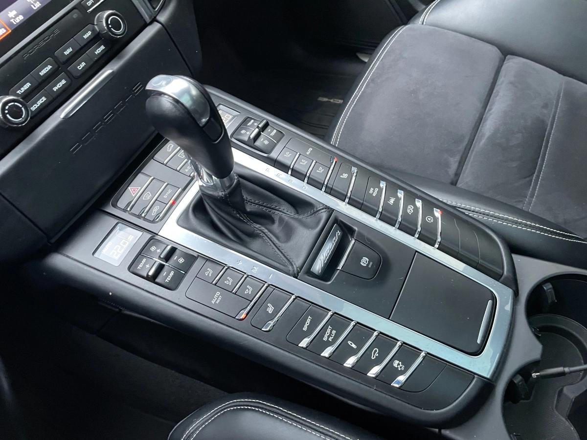 Aperçu indisponible de Porsche Macan