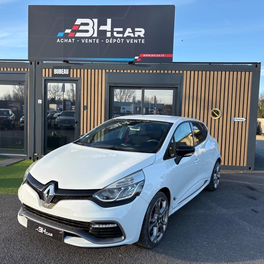 Image: Renault Clio 1.6 200 RS EDC BVA