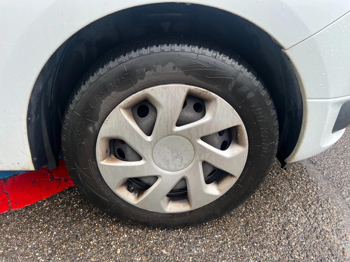 Dacia Sandero 1.2 75 AMBIANCE