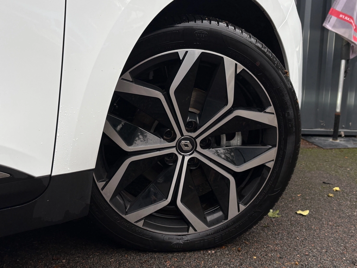 Renault Grand Scenic - photo 8