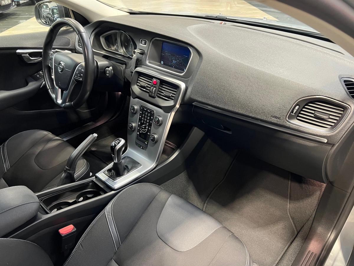 Volvo V40 II (2) 2.0 D4 190 INSCRIPTION BVM6