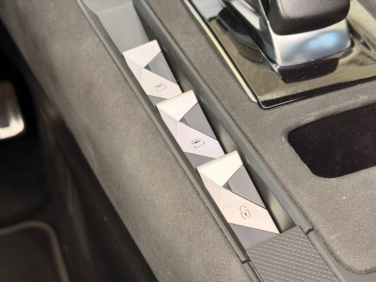 Ds Automobiles Ds 7 Crossback E-tense - photo 26