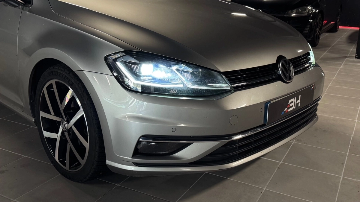 Volkswagen Golf - photo 9