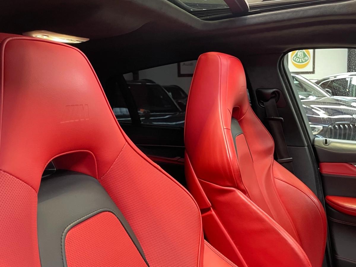 BMW X6 M 4.4L V8 XDRIVE 575CV - CARPLAY/TOIT OUVRANT/SIEGES CHAUFFANTS - ENTRETIENS CONSTRUCTEUR