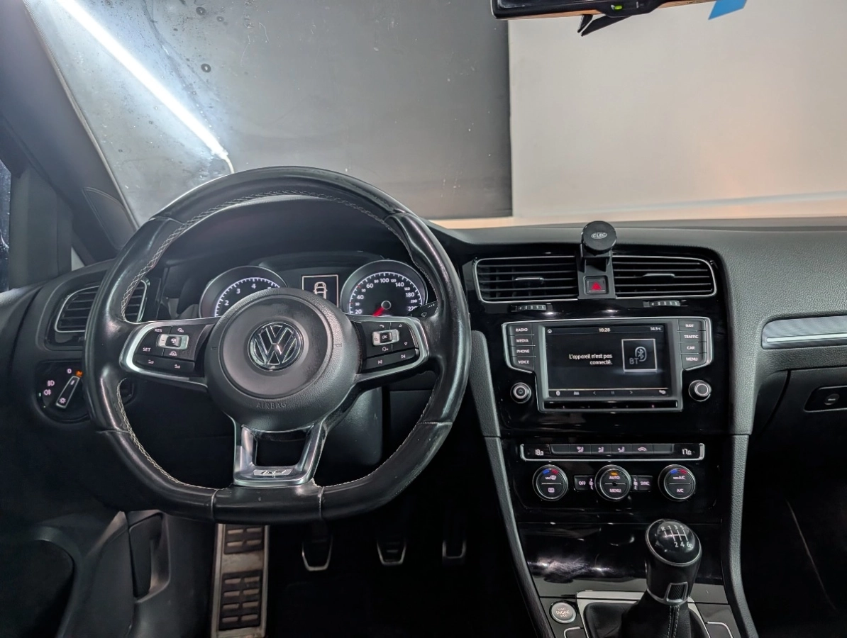 Volkswagen Golf - photo 24