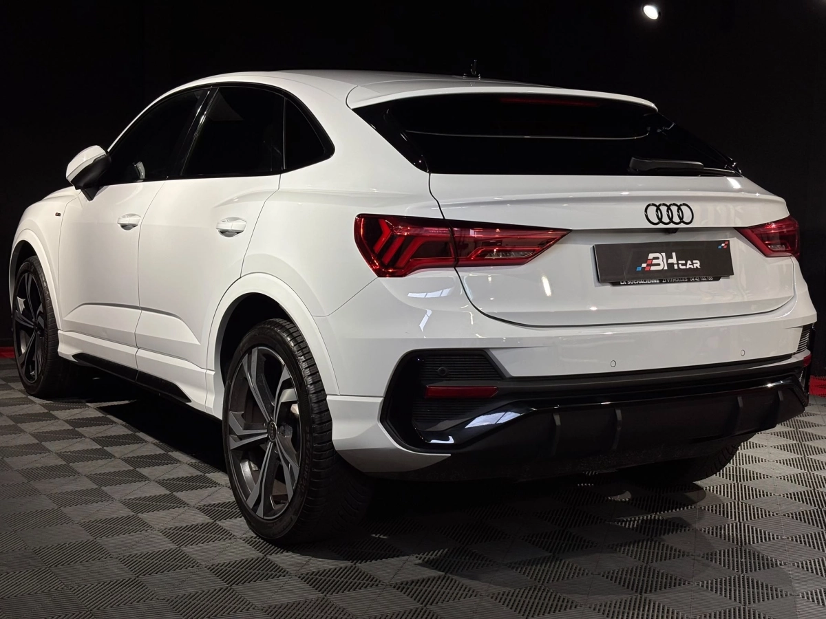Audi Q3 - photo 6