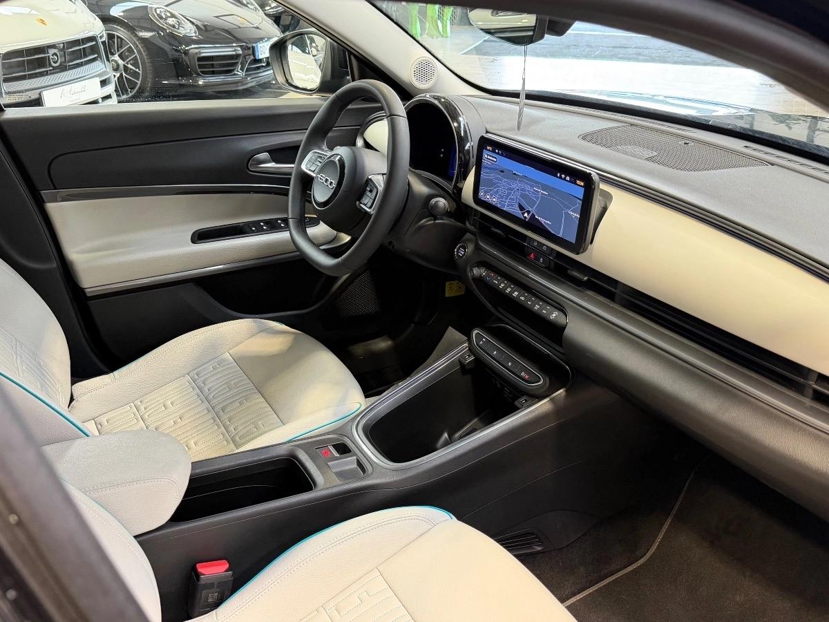 Fiat 600 100CV  MHEV HYBRID 48VOLT LA-PRIMA DCT6 1° MAIN/360°/CARPLAY