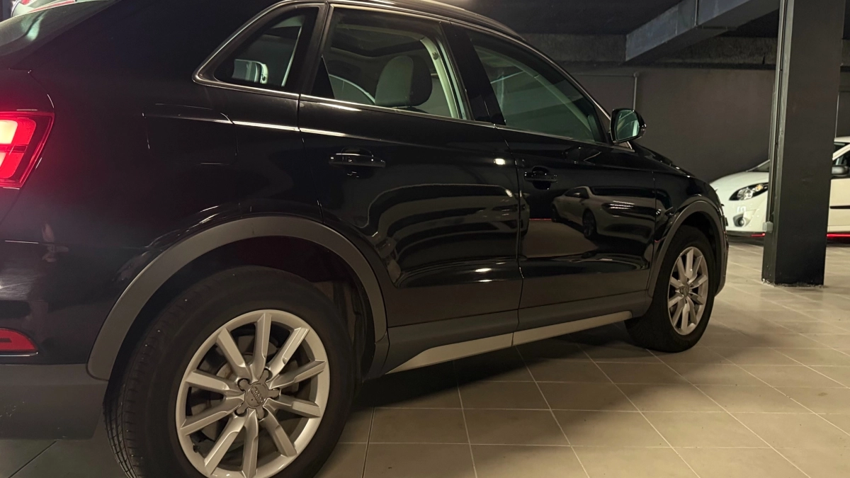 Audi Q3 - photo 11