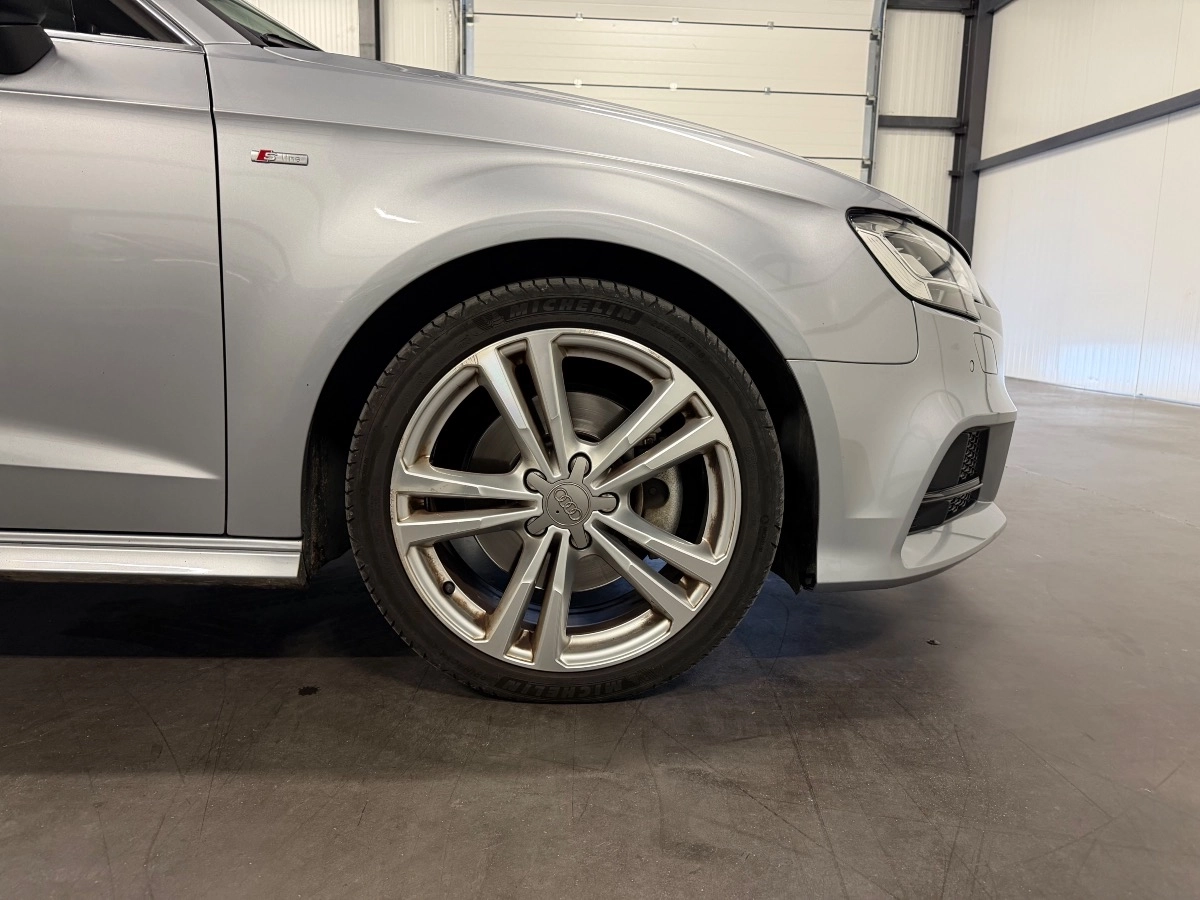 Audi A3 - photo 13