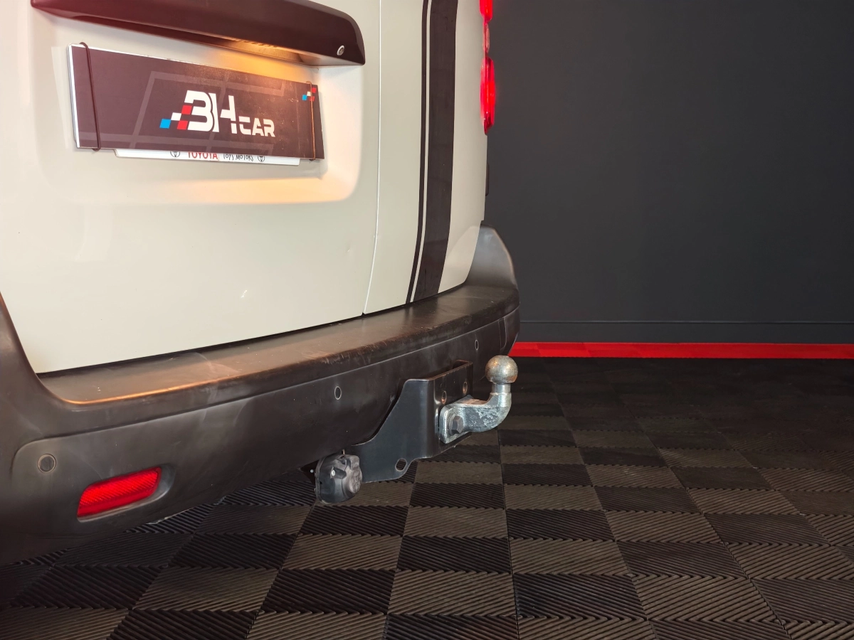 Toyota Pro Ace - photo 4