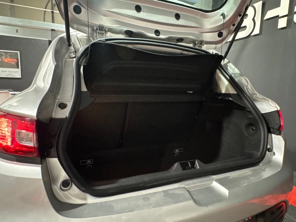 Renault Clio - photo 13