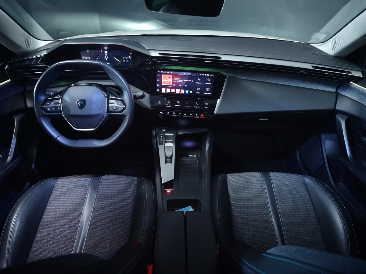 Peugeot 308 - photo 7