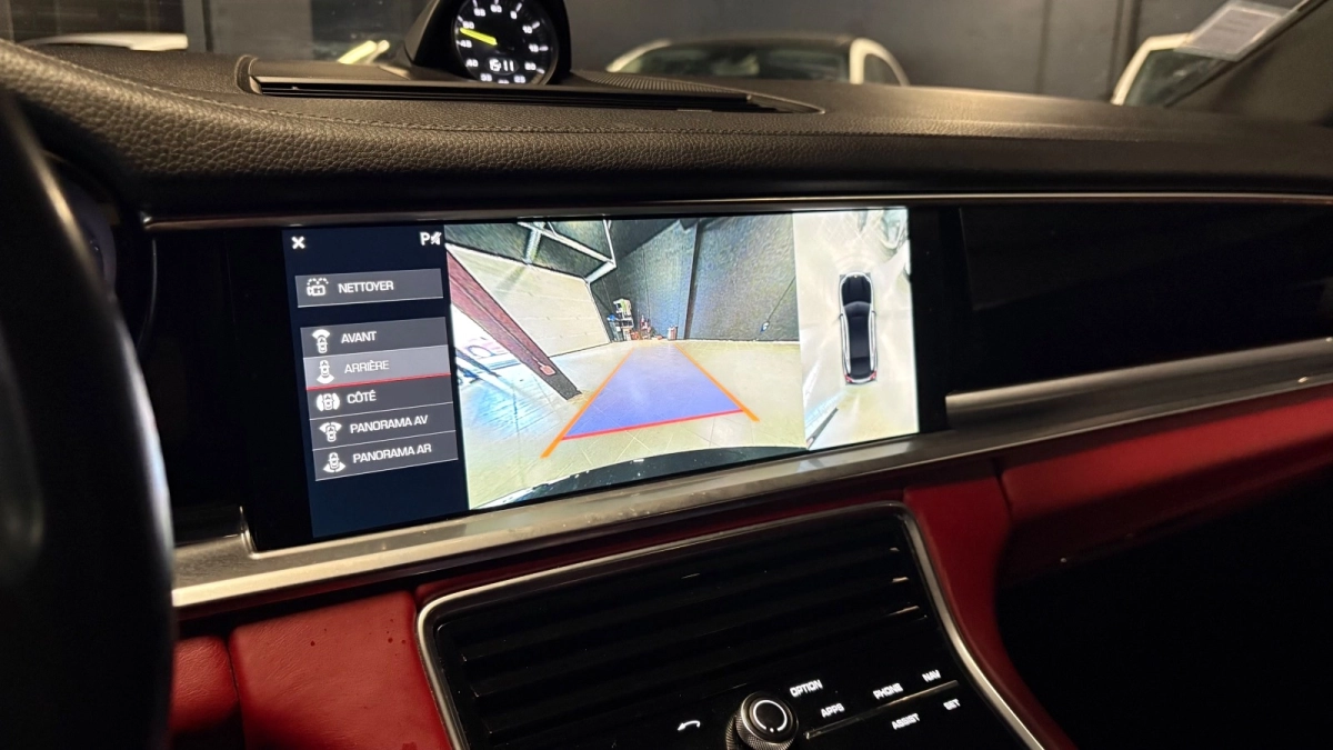 Porsche Panamera - photo 27