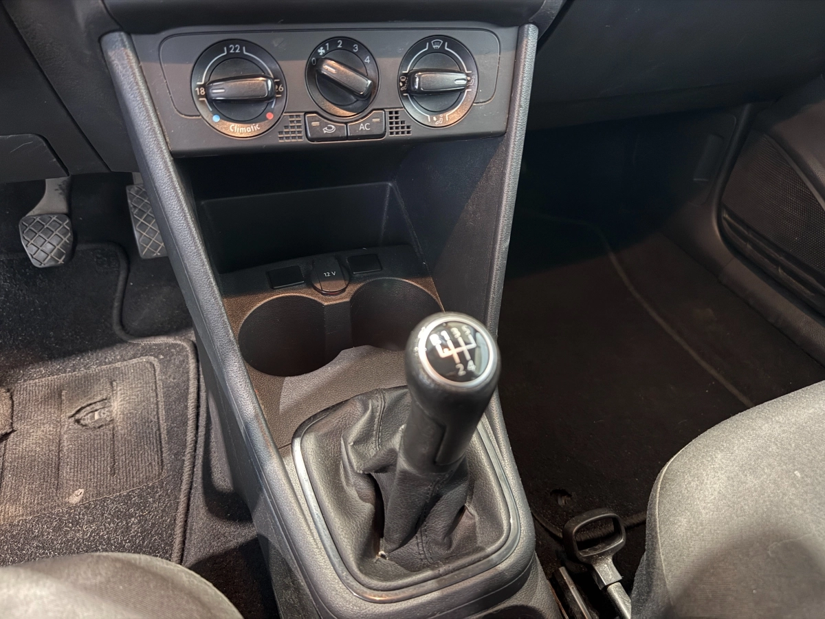 Volkswagen Polo - photo 18