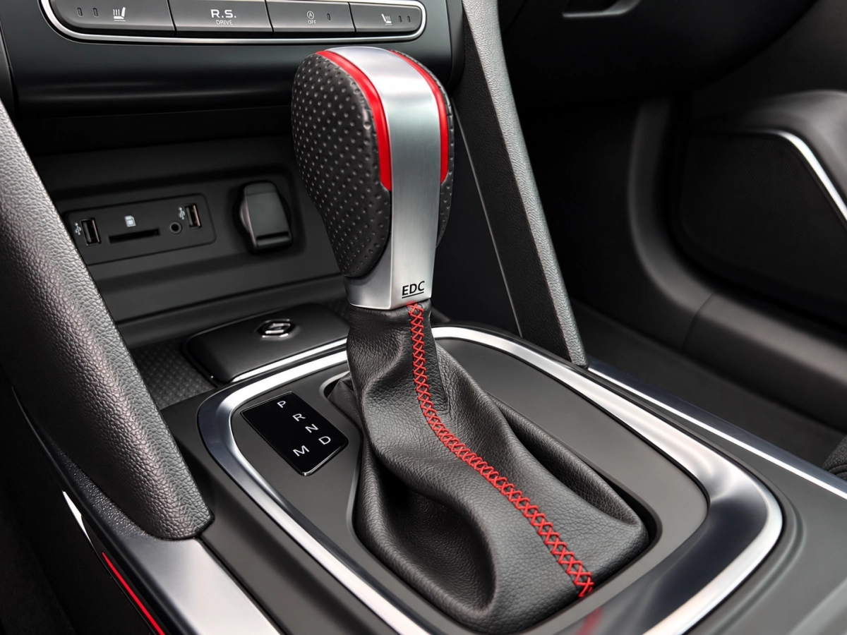 Renault Megane - photo 27