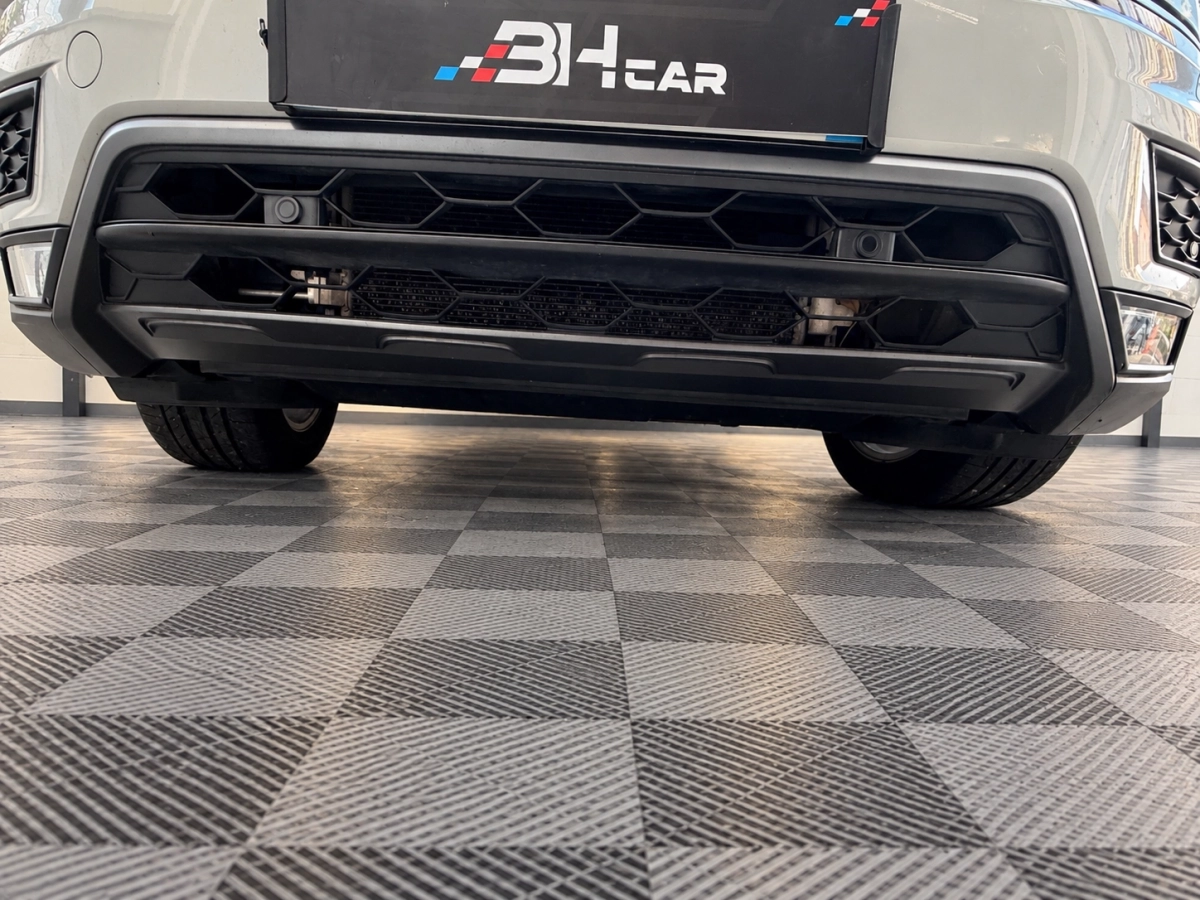 Volkswagen Tiguan - photo 23