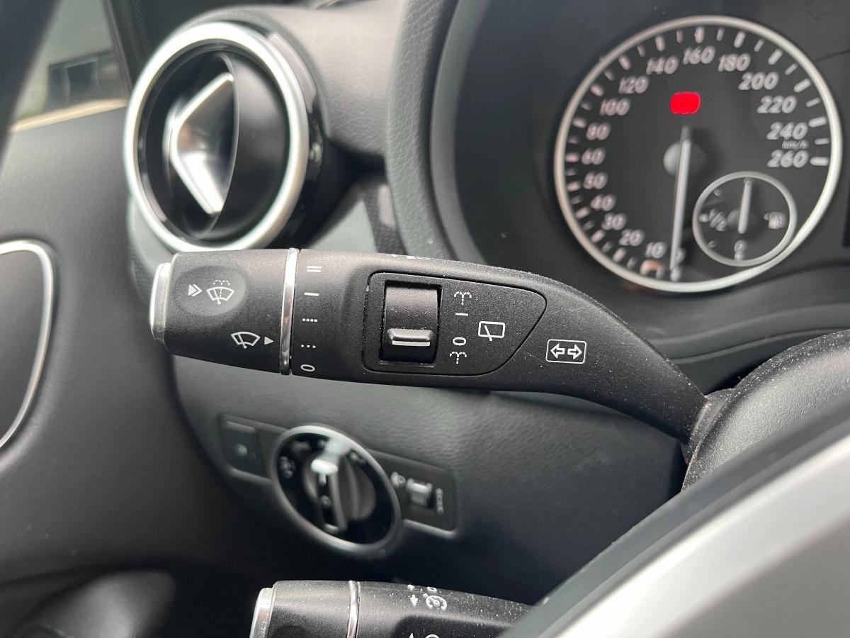 Mercedes Classe B 1.6 180 120 BLUEEFFICIENCY DESIGN
