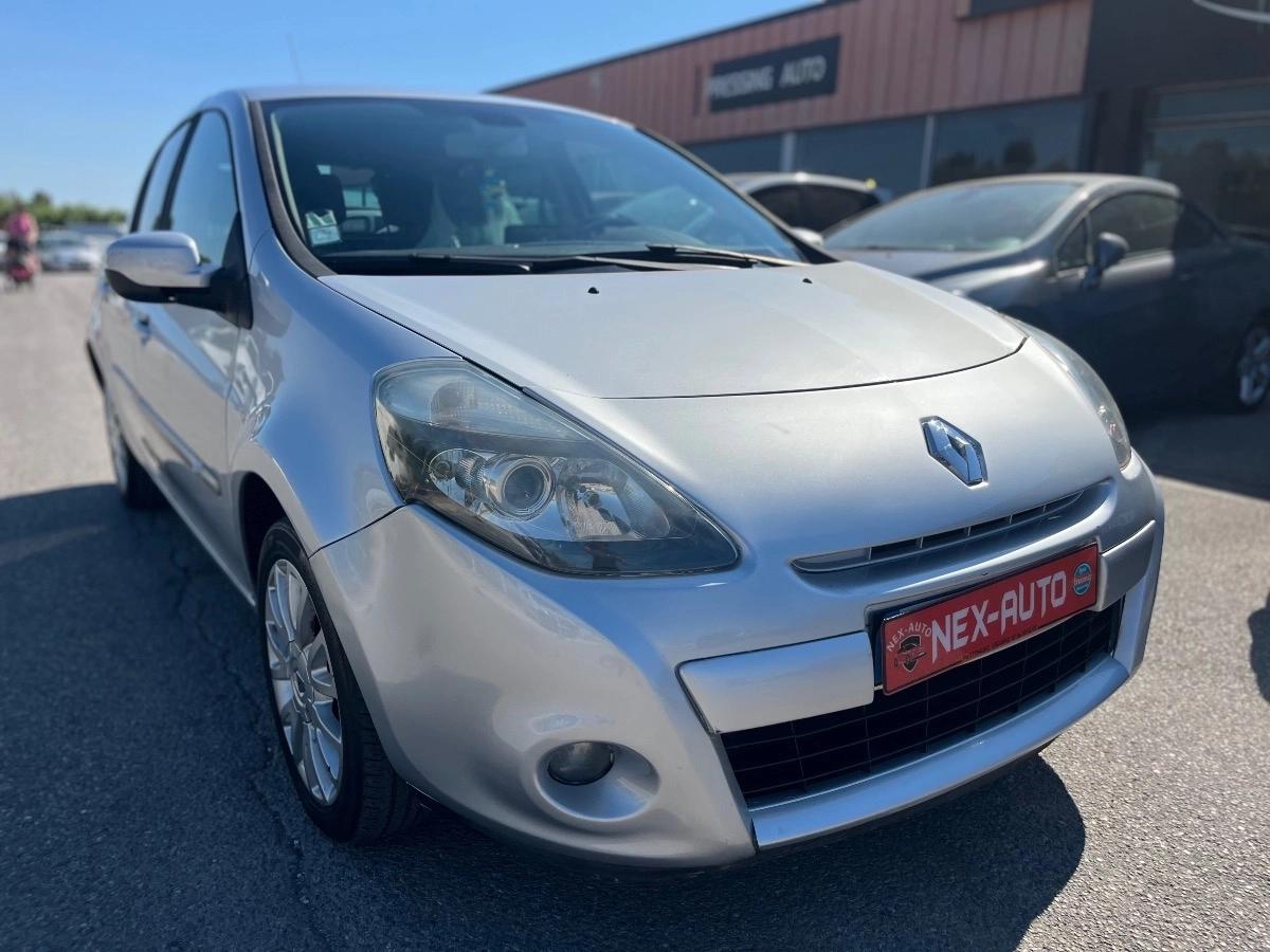 RENAULT Clio