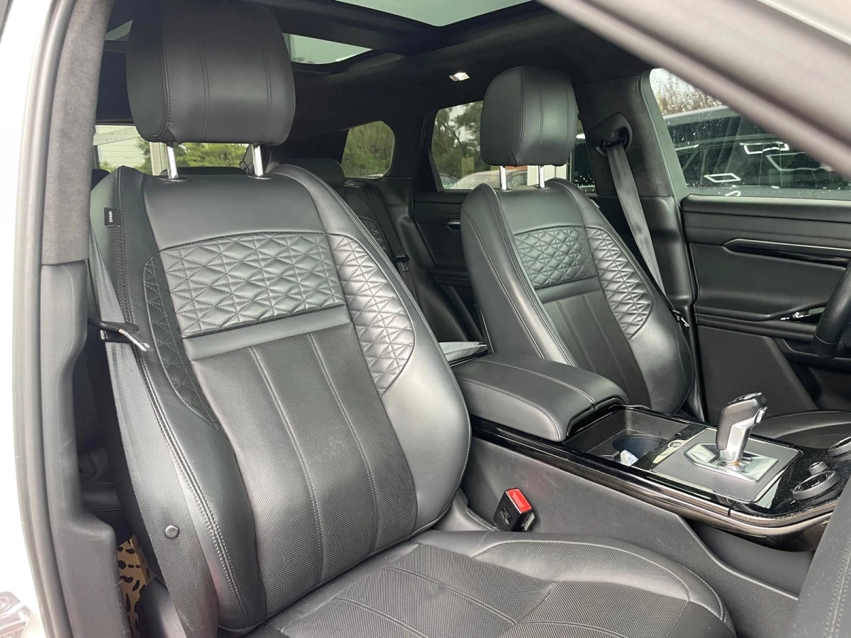Land Rover Range Rover Evoque - photo 12
