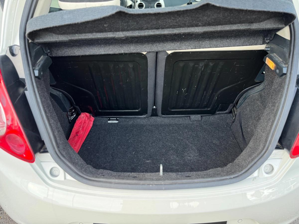 Aperçu indisponible de Ford Ka