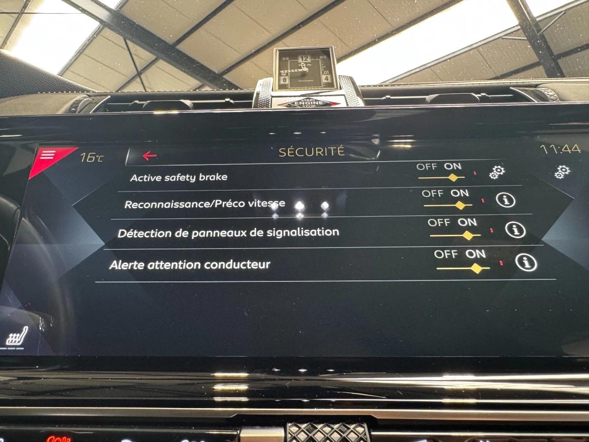 Ds Automobiles Ds 7 Crossback 1.5 BLUEHDI 130 EXECUTIVE