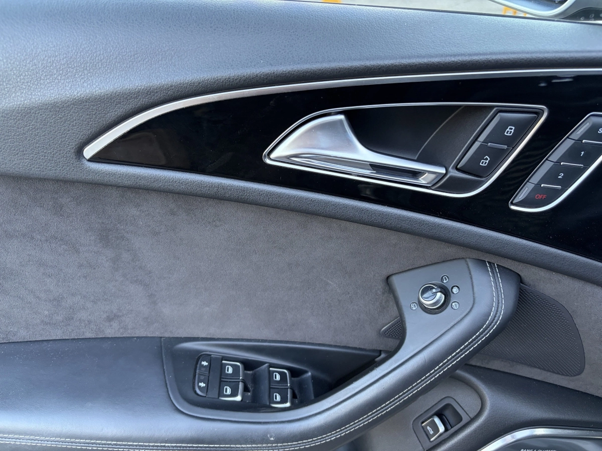 Audi Rs6 - photo 19
