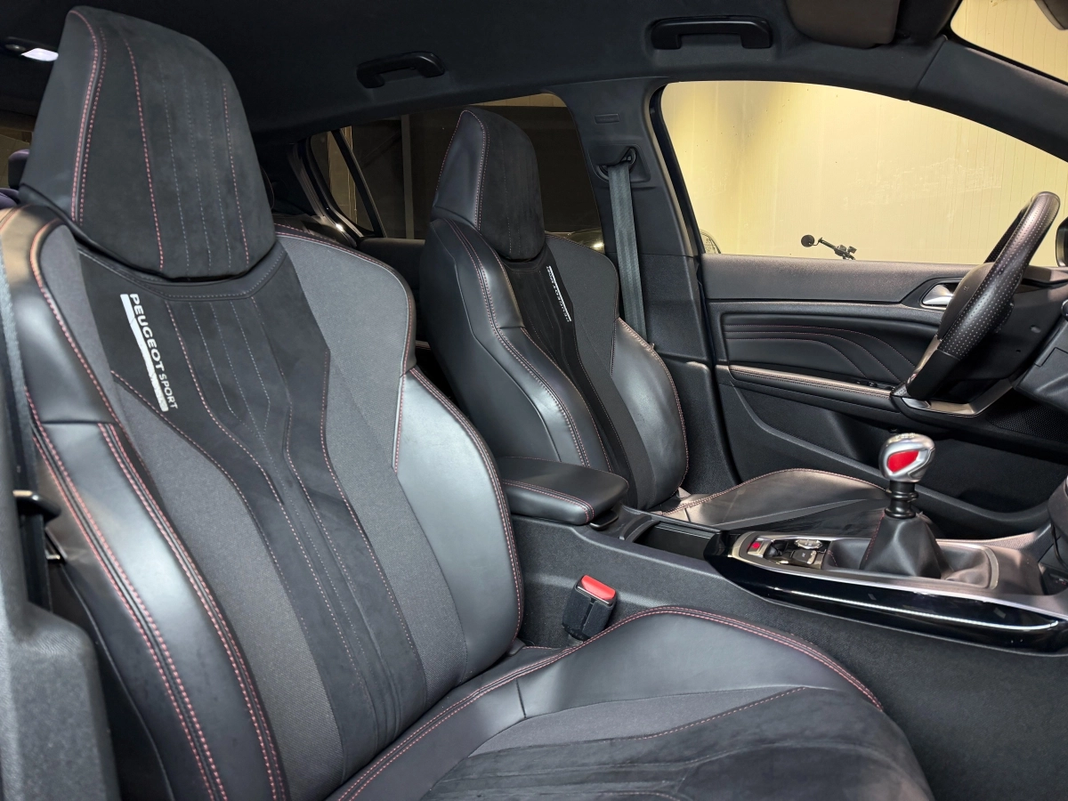 Peugeot 308 - photo 9