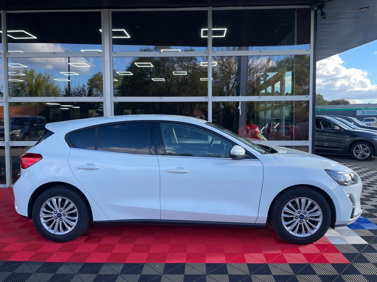 Ford Focus - photo 2