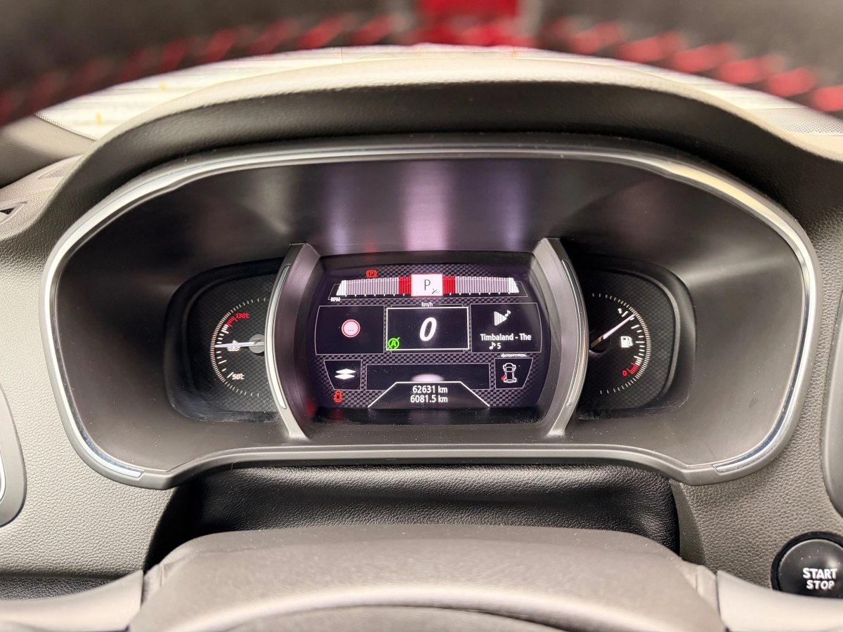 Renault Megane - photo 22