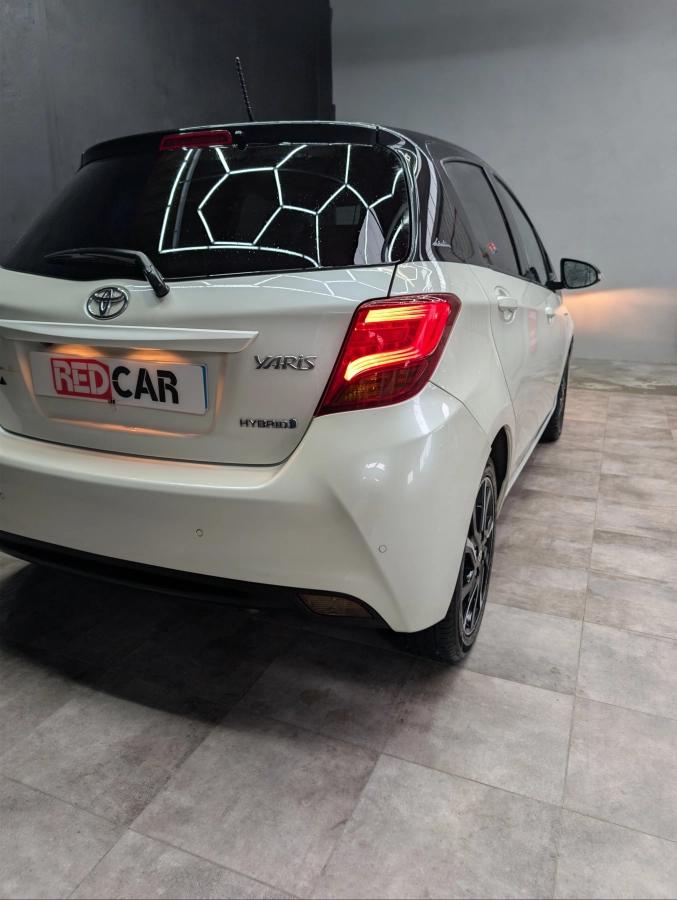 Toyota Yaris 1.5 VVTI 100H 75 HYBRID FULL-HYBRID COLLECTION BVA