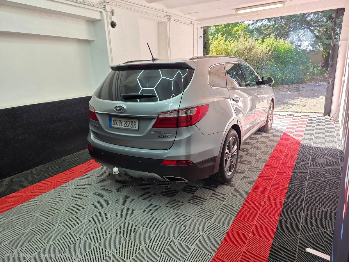 Hyundai Santa Fe - photo 4