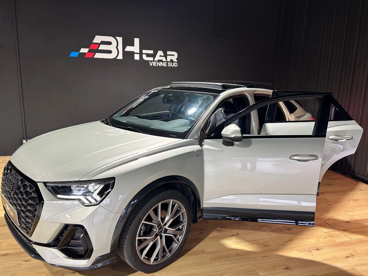 Audi Q3 - photo 10
