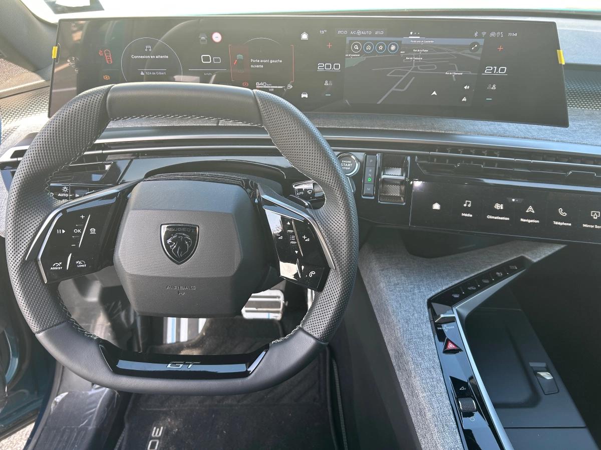 Peugeot 3008 136ch MHEV HYBRID E-DCS6 GT