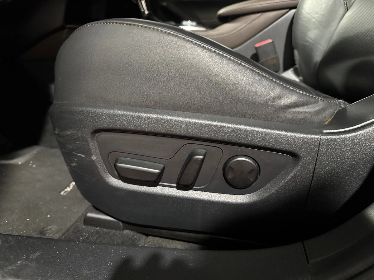 Mazda Cx-30 - photo 21
