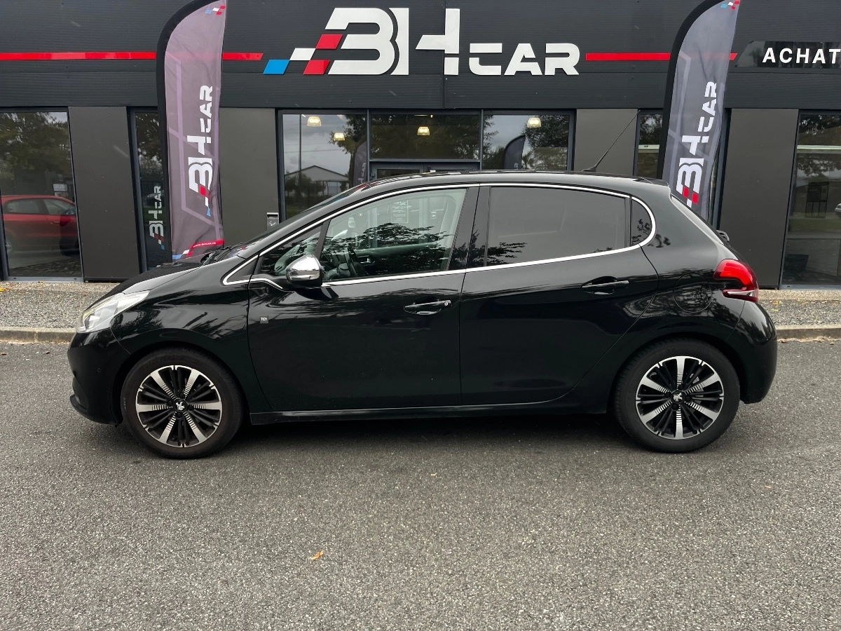 Peugeot 208 - photo 6